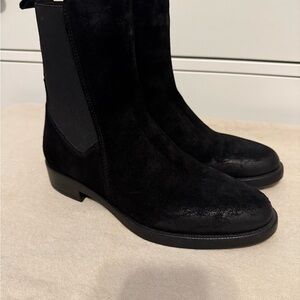 Elegant Black Ankle Boots